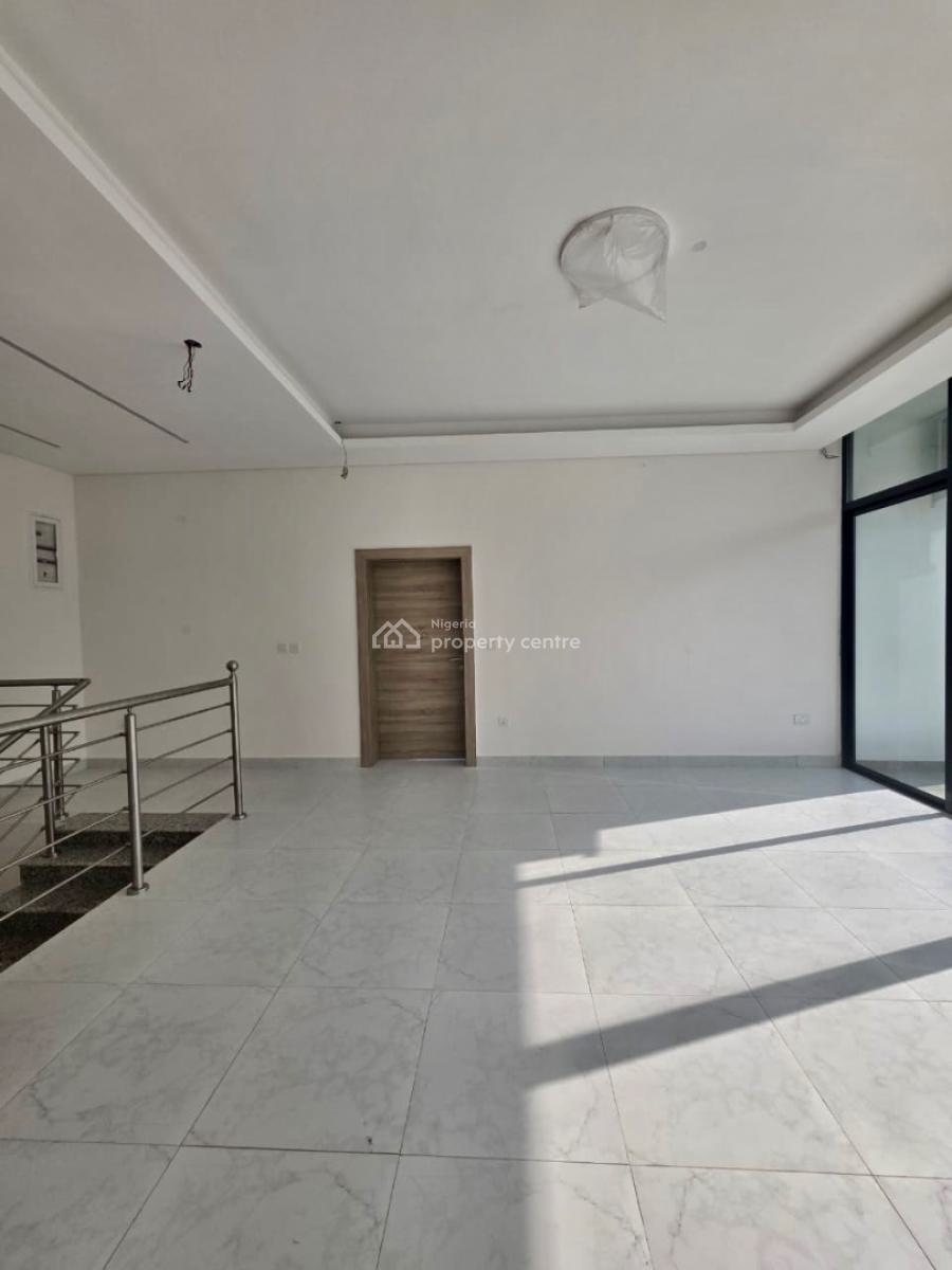 Bra   Brand New Exquisite Detached Duplex in a Beach Front Estate, Maiyegun Beach Estate, Jankande, Lekki, Lagos, Semi-detached Duplex for Sale