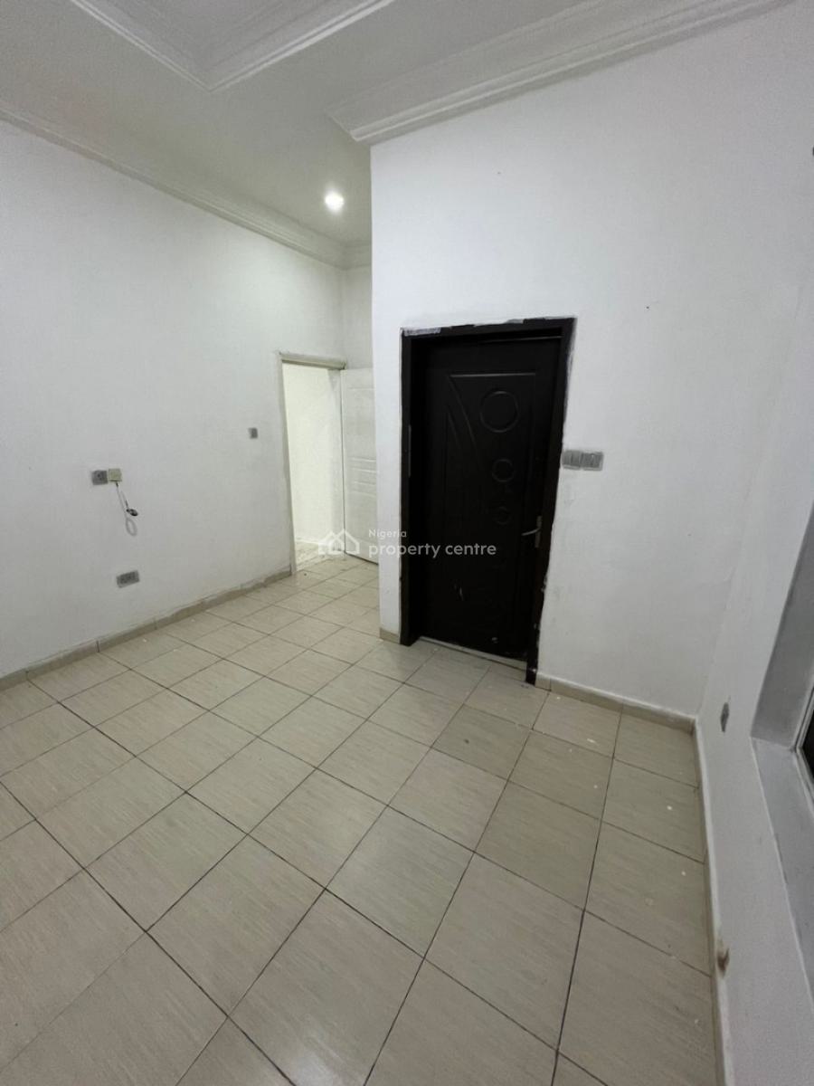 a Luxurious Self Contained Apartment with Standard Shared Kitchen, Chevron Drive, Lekki, Lagos, Self Contain (single Rooms) for Rent