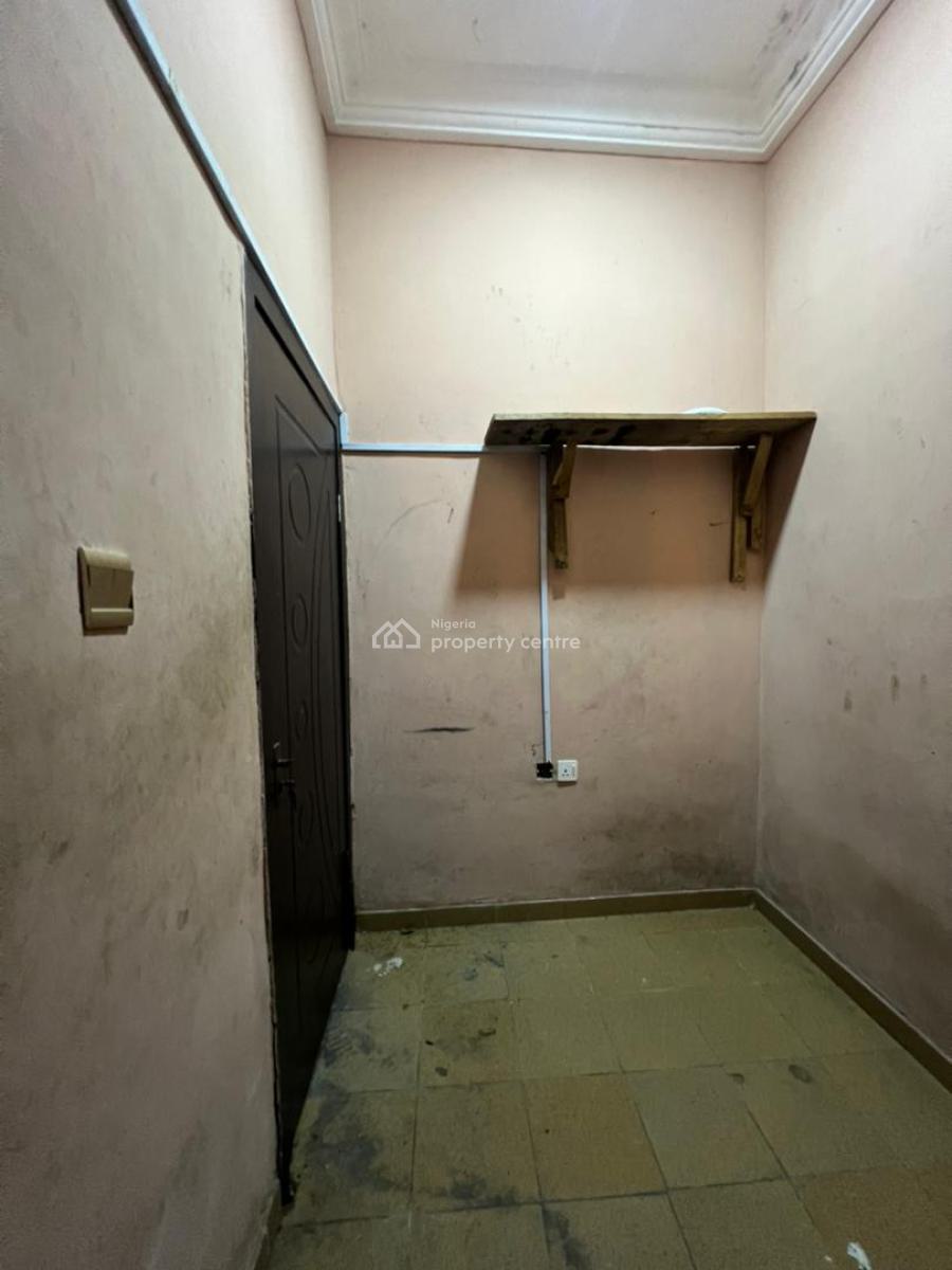 a Luxurious Standard Self Contained Apartment, Chevron Drive, Lekki, Lagos, Self Contain (single Rooms) for Rent