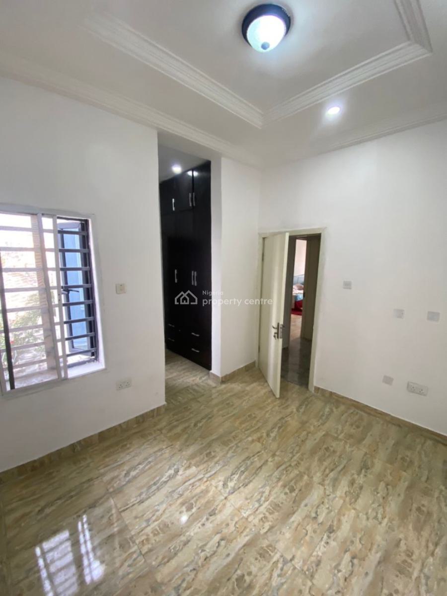 Standard Well Structured Single Room Duplex Shared Apt, Osapa, Lekki, Lagos, Self Contain (single Rooms) for Rent
