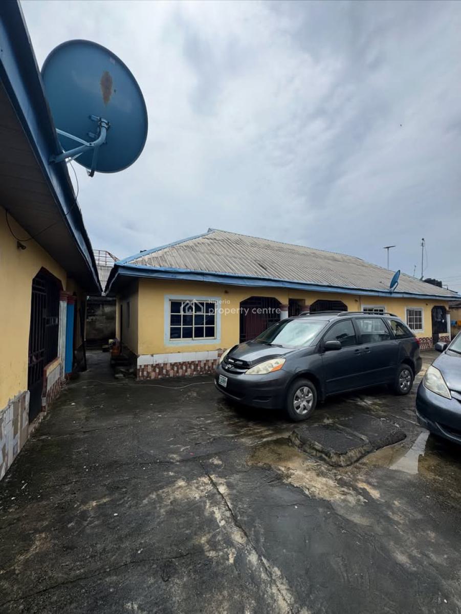 10 Units of 1 Bedroom Flats, Shell Cooperative, Eneka, Port Harcourt, Rivers, Block of Flats for Sale