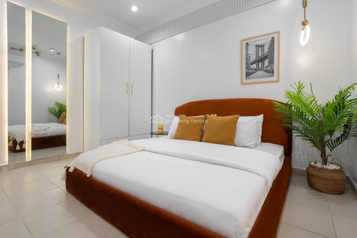 My Hot  Luxury 1 Bedroom Apartment Self Compound in a S, Lekki Phase 1, Lekki, Lagos, Flat / Apartment Short Let