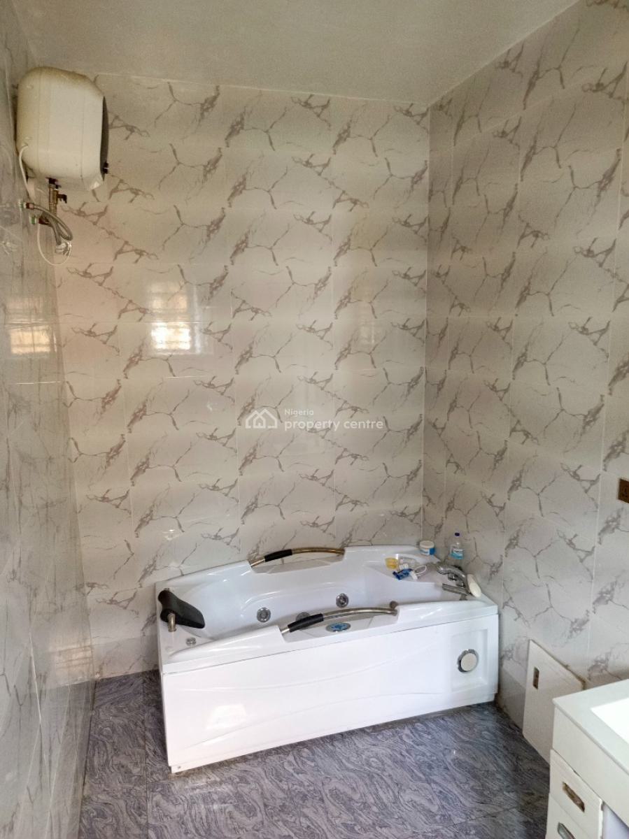 Spacious Master Bedroom Flat with Balcony, Orchid Road By The Roundabout, Lekki, Lagos, Flat / Apartment for Rent