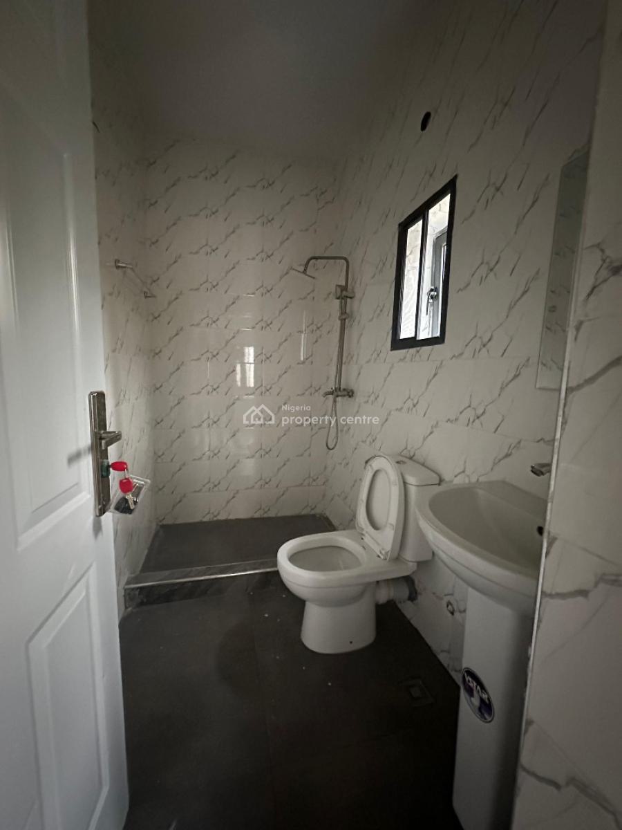 4 Bedroom Apartment with a Bq, Through Wuye District, Dakibiyu, Abuja, House for Rent