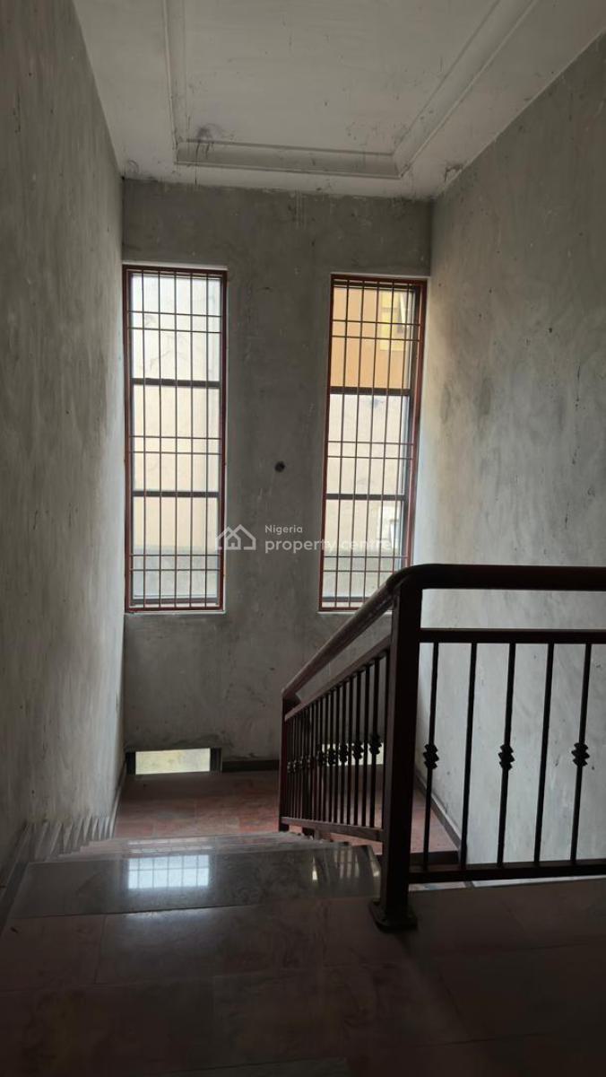 Tastefully Built (90%) Completed 5 Bedroom Mansion Wth 3 Rooms Bqs, Peter Odili Extension ( Circular Road), Port Harcourt, Rivers, Detached Duplex for Sale