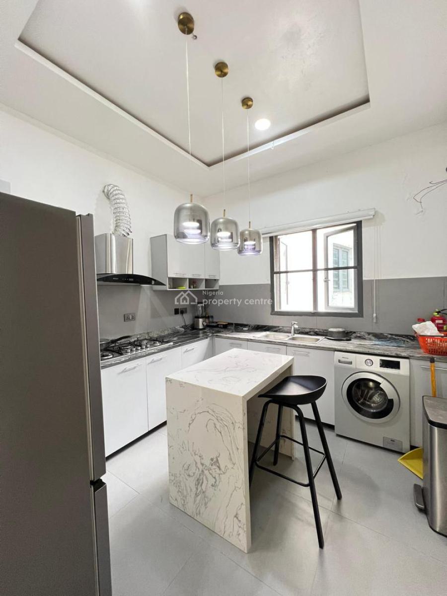 Fully Furnished 2 Bedroom Apartment Bedroom with Bq in a Serene Enviro, Ologolo, Lekki, Lagos, Flat / Apartment for Sale