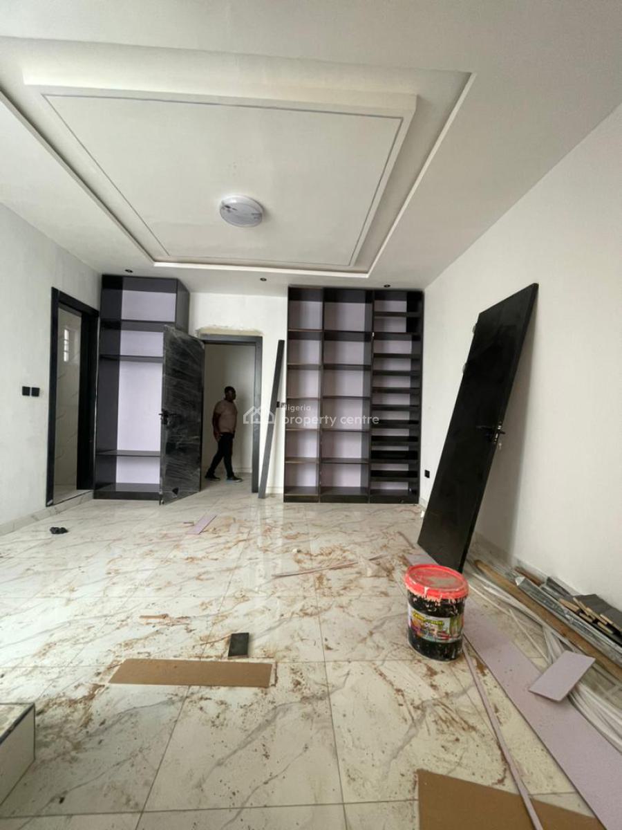 Self Compound 4 Semi Detached Duplex with Bq in a Serene Environment, Ikota, Lekki, Lagos, Semi-detached Duplex for Sale