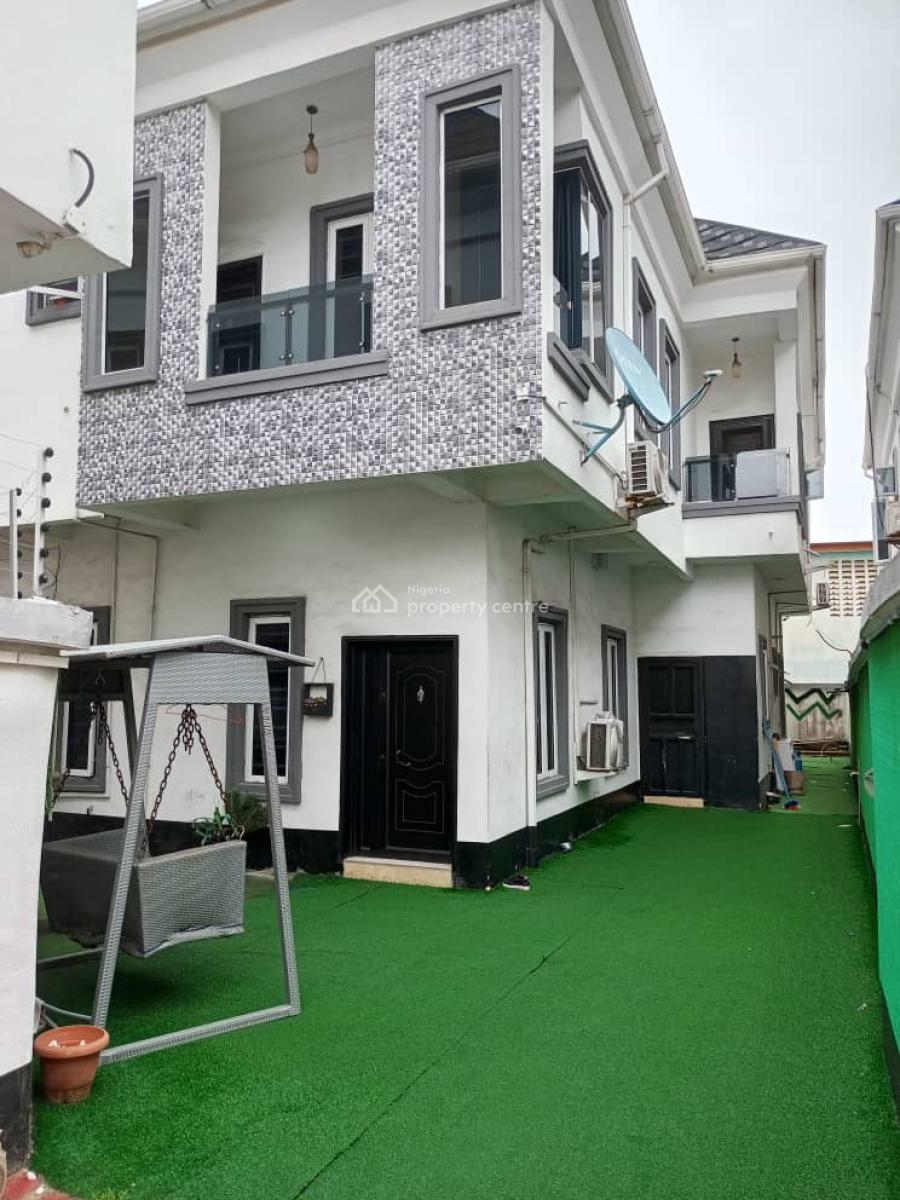 Spacious 4 Bedroom, Ologolo, Lekki, Lagos, Semi-detached Duplex for Rent