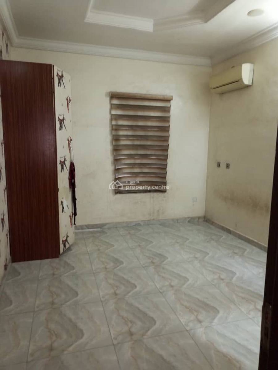 Spacious 4 Bedroom, Ologolo, Lekki, Lagos, Semi-detached Duplex for Rent