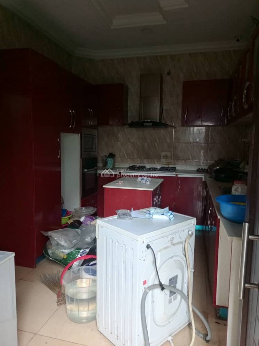Spacious 4 Bedroom, Ologolo, Lekki, Lagos, Semi-detached Duplex for Rent