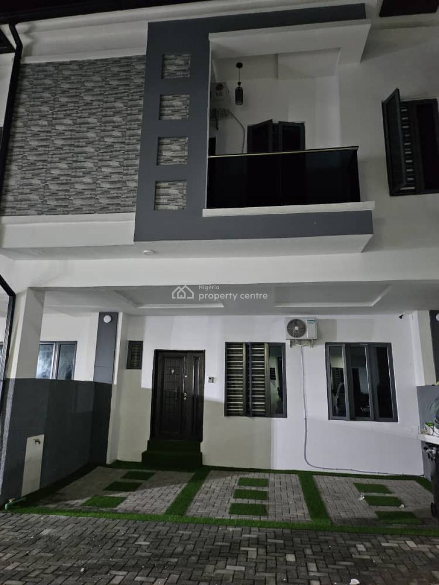 4 Bedrooms Terrace Duplex, Ochird Road, Lekki Phase 2, Lekki, Lagos, Terraced Duplex for Sale