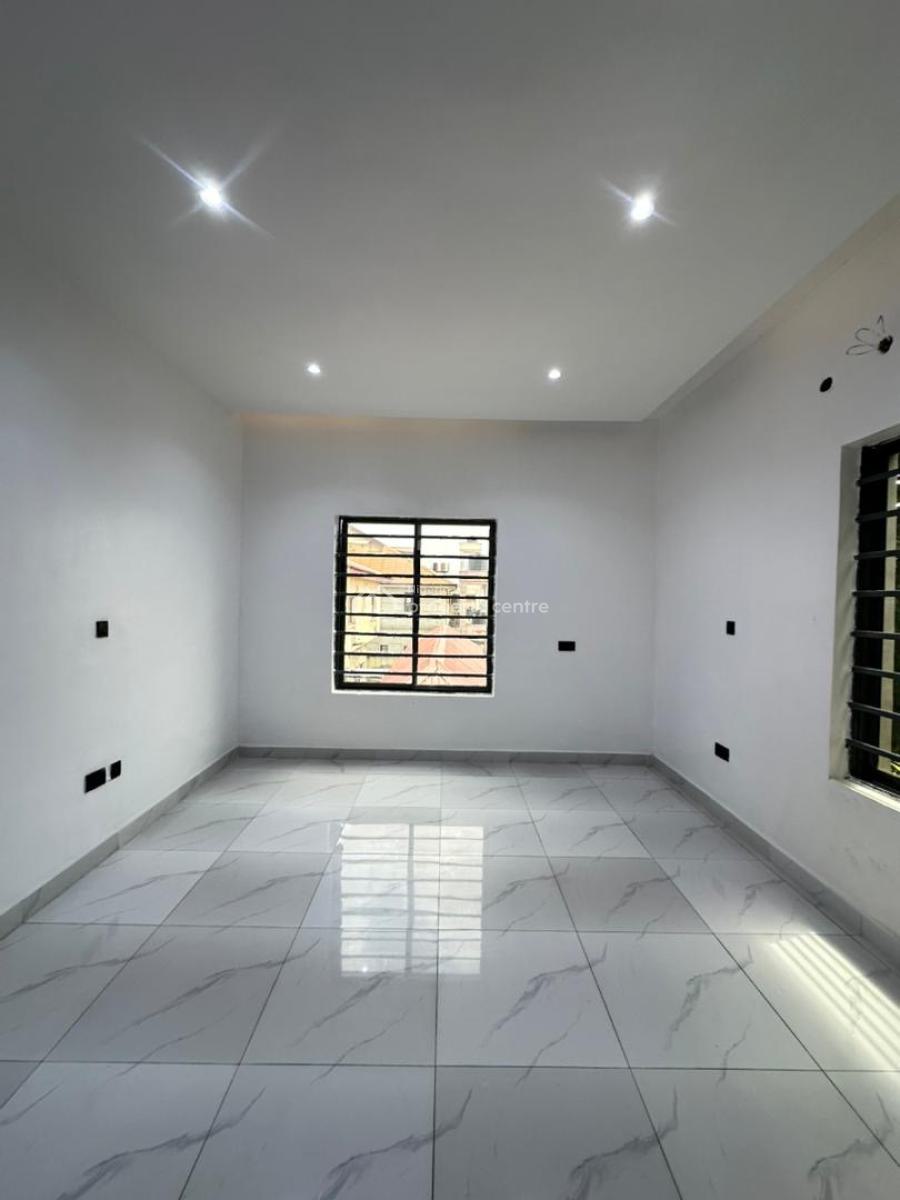 Luxury 3bedroom Apartment, Lekki Phase 1, Lekki, Lagos, Flat / Apartment for Sale