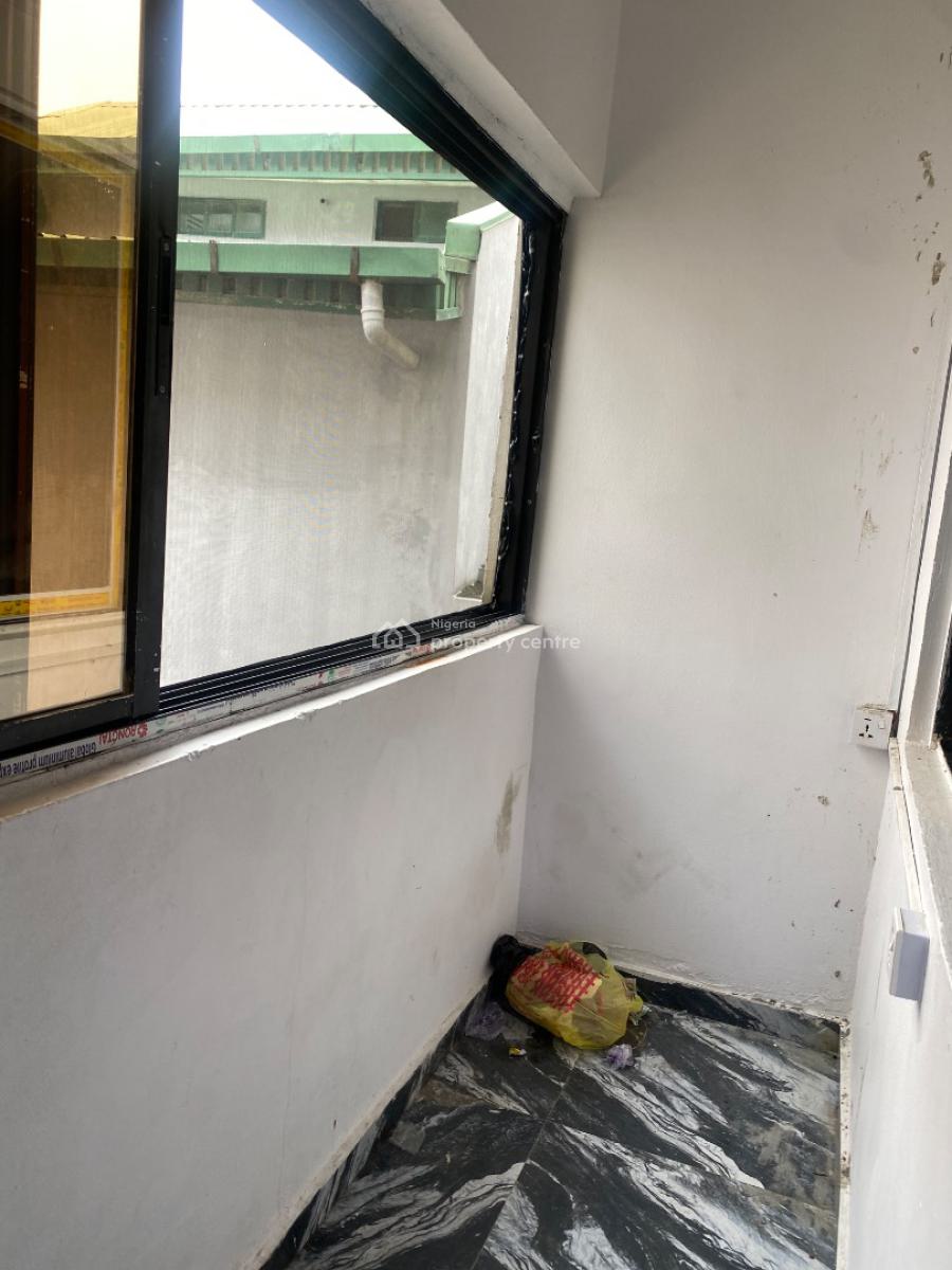 Lovely Standard Self Contained, Eti Osa, Igbo Efon, Lekki, Lagos, Self Contain (single Rooms) for Rent