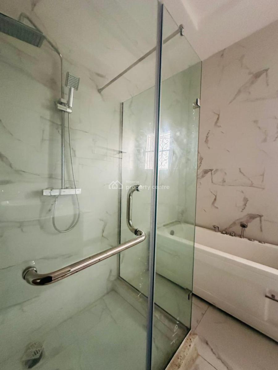 Spaciously Built 5 Bedroom Fully Detached Duplex with a Bq, Phase 2, Magodo, Lagos, Detached Duplex for Sale