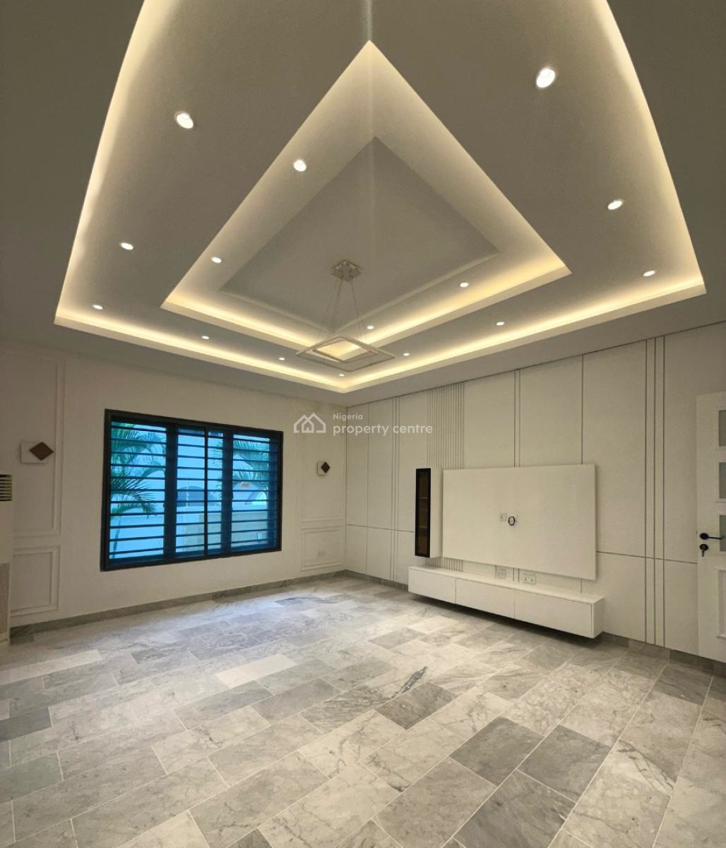 8 Bedroom Fully Detached Duplex, Wuse 2, Abuja, Detached Duplex for Sale