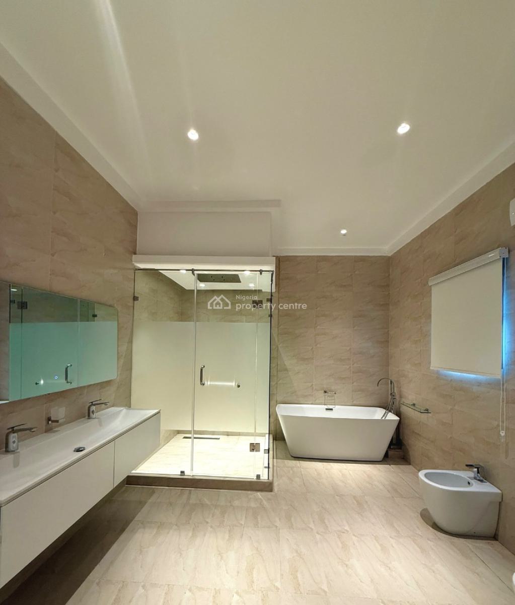 8 Bedroom Fully Detached Duplex, Wuse 2, Abuja, Detached Duplex for Sale