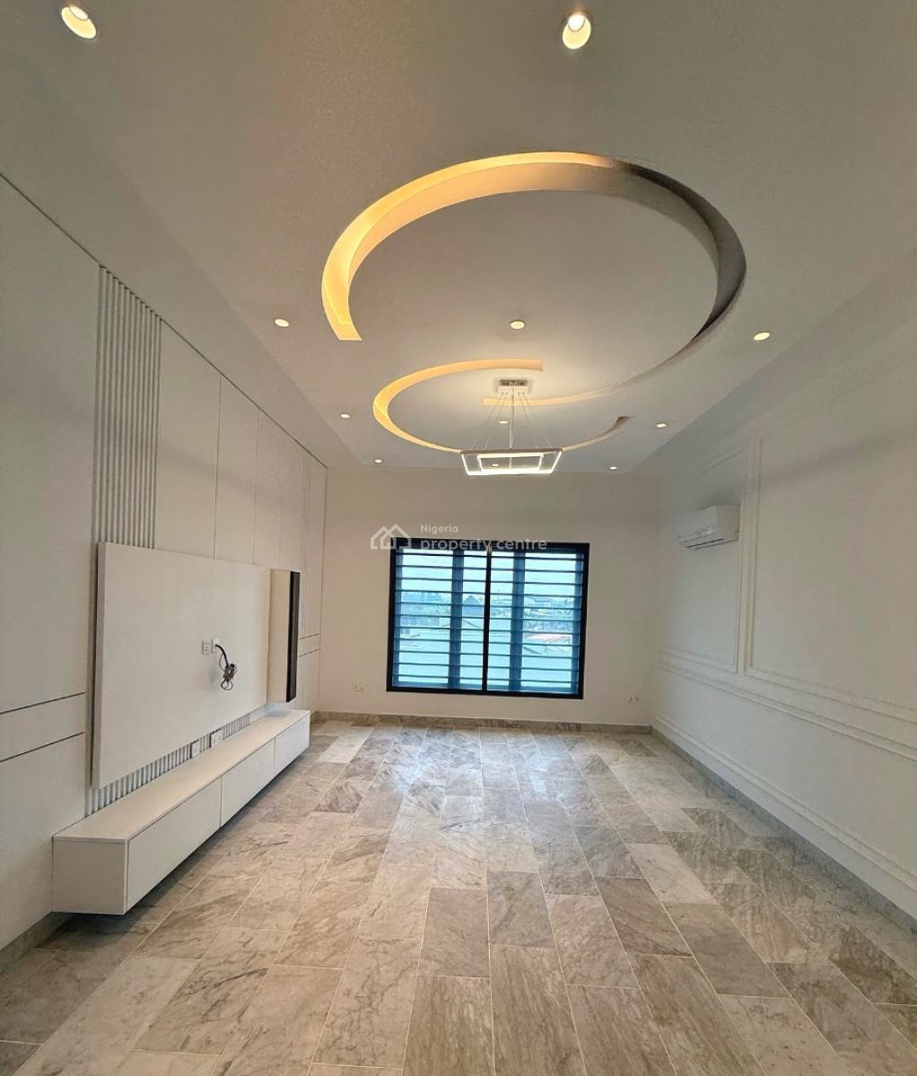 8 Bedroom Fully Detached Duplex, Wuse 2, Abuja, Detached Duplex for Sale