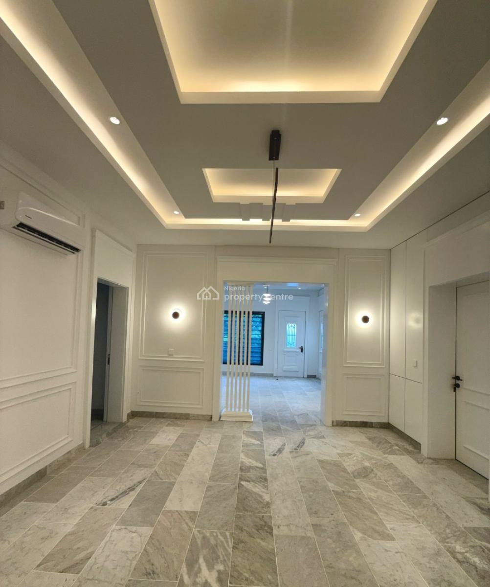 8 Bedroom Fully Detached Duplex, Wuse 2, Abuja, Detached Duplex for Sale