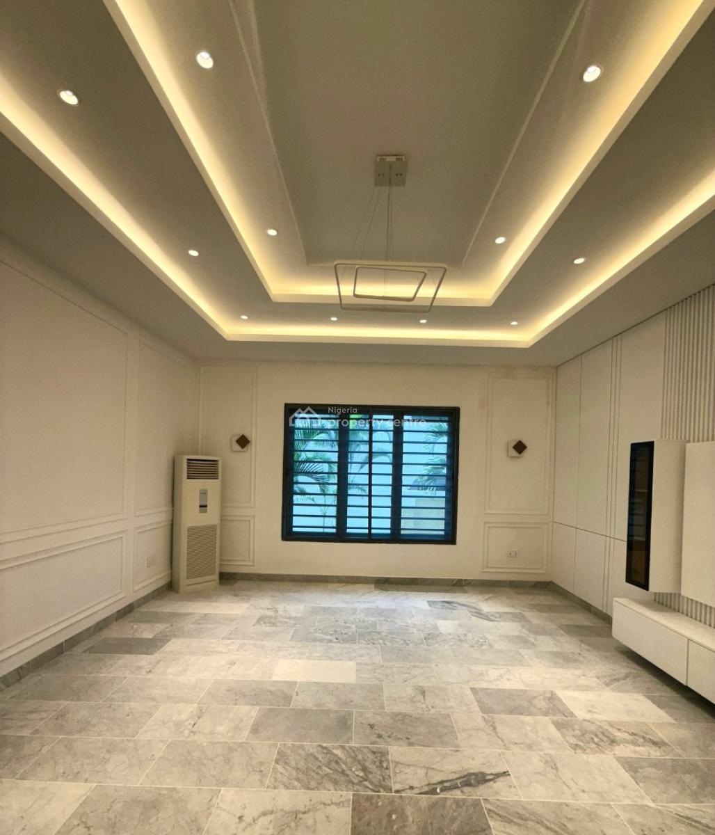 8 Bedroom Fully Detached Duplex, Wuse 2, Abuja, Detached Duplex for Sale