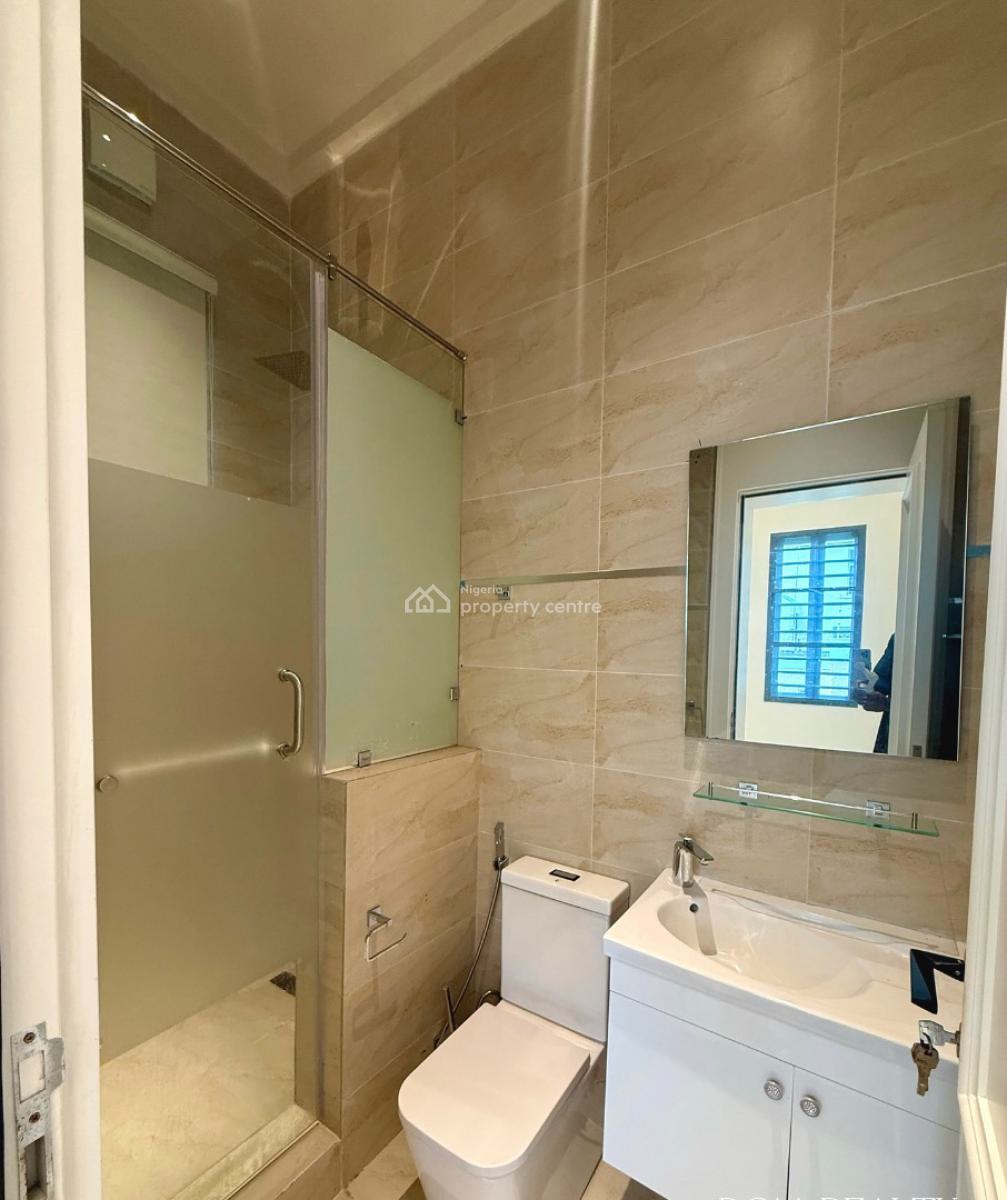 8 Bedroom Fully Detached Duplex, Wuse 2, Abuja, Detached Duplex for Sale