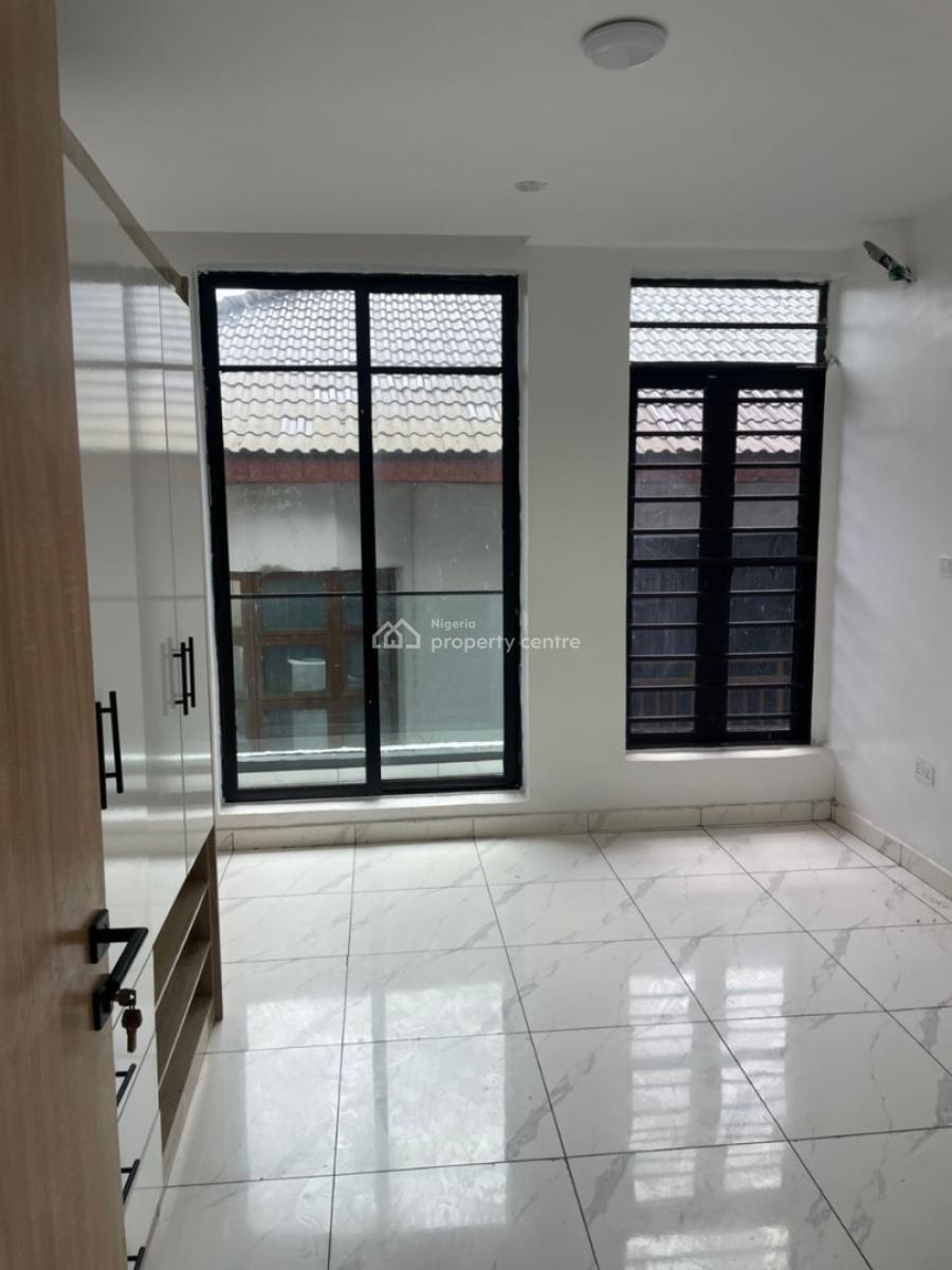 Stunning  and Well Structured Apartment, Ikate, Lekki, Lagos, Block of Flats for Sale