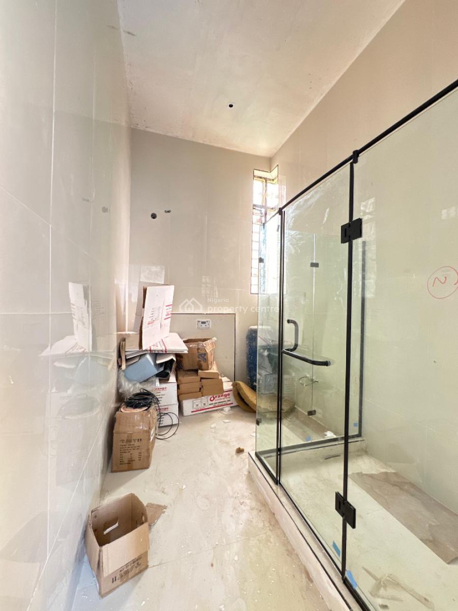 Exquisite 3 Bedroom Apartment with Swimming Pool, Lekki Phase 1, Lekki, Lagos, Flat / Apartment for Sale