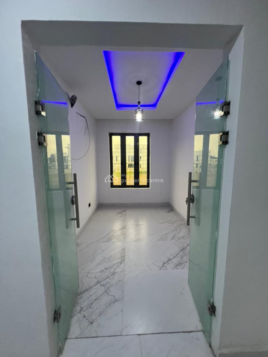 Exquisite 6 Bedroom Fully Detached Duplex with Bq, Royal Garden Estate, Lekki Phase 2, Lekki, Lagos, Detached Duplex for Sale
