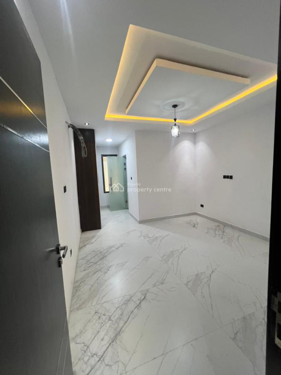Exquisite 6 Bedroom Fully Detached Duplex with Bq, Royal Garden Estate, Lekki Phase 2, Lekki, Lagos, Detached Duplex for Sale