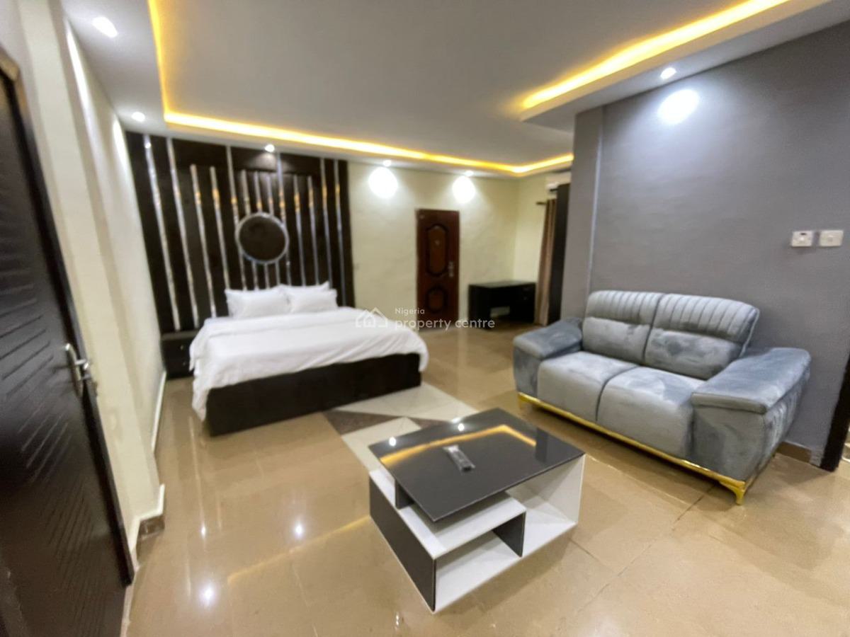 Studio Apartment, Adeyemo, Omole Phase 1, Ikeja, Lagos, Flat / Apartment Short Let