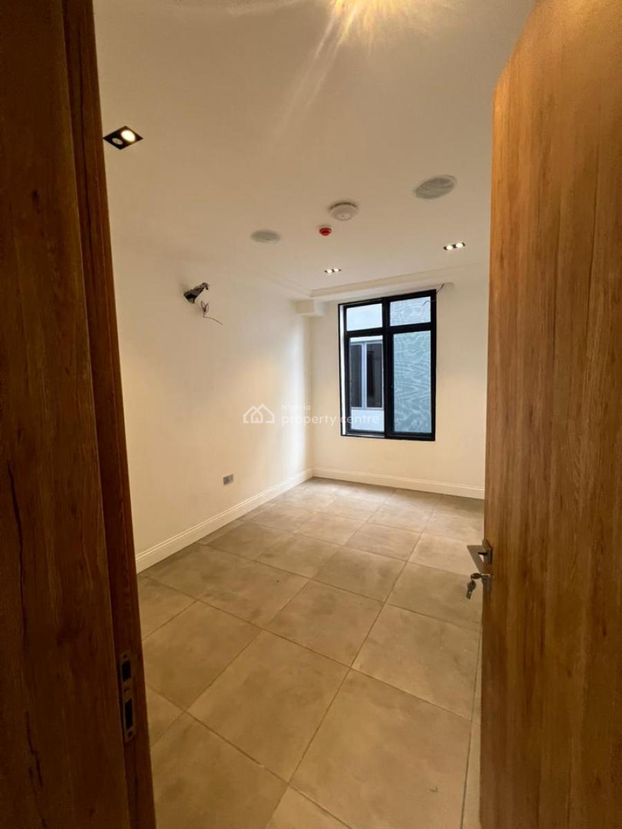 Luxurious 5 Bedroom Fully Detached Duplex with Bq, Royal Garden Estate, Lekki Phase 2, Lekki, Lagos, Detached Duplex for Sale