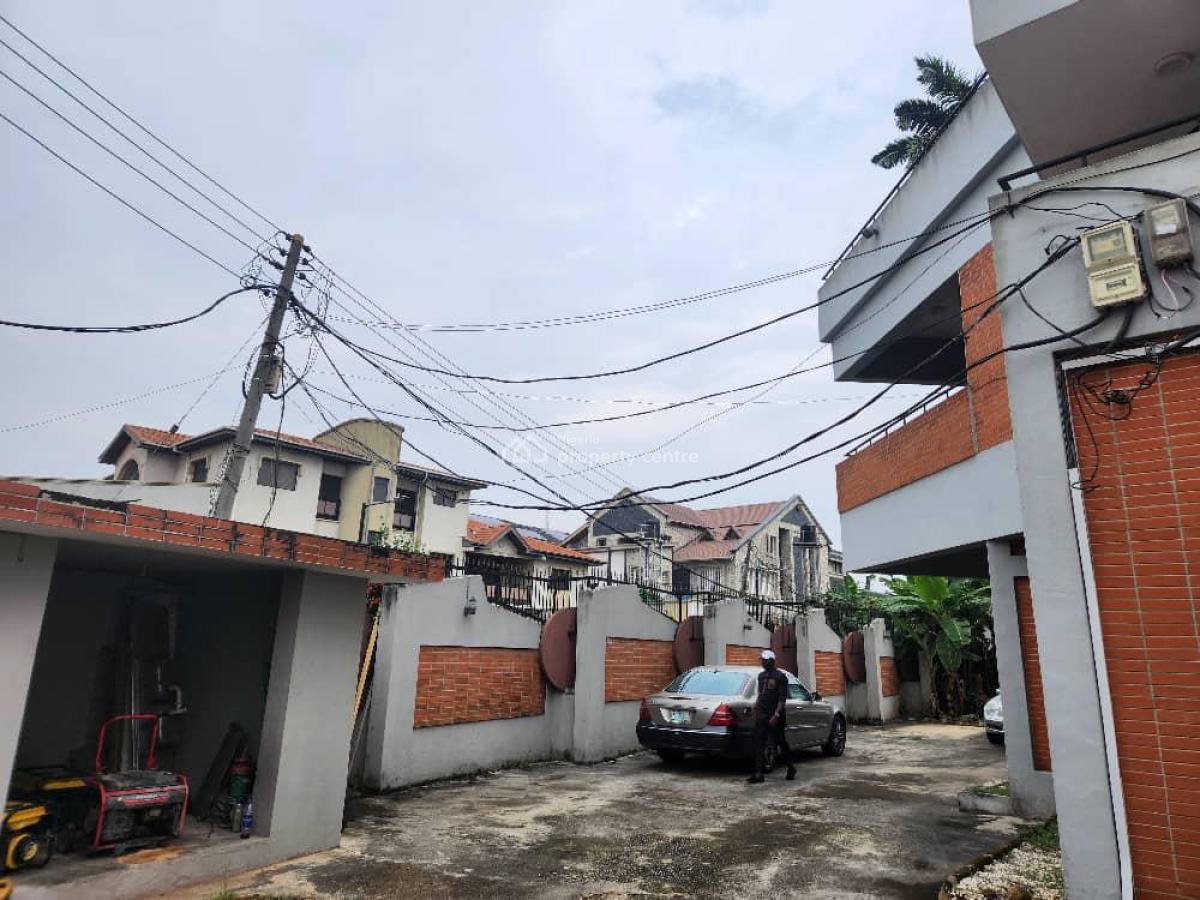 a Corner Piece Land Measuring 1058.47sqm with a 5 Bedroom Detached Duplex, Gra, Ogudu, Lagos, Land for Sale