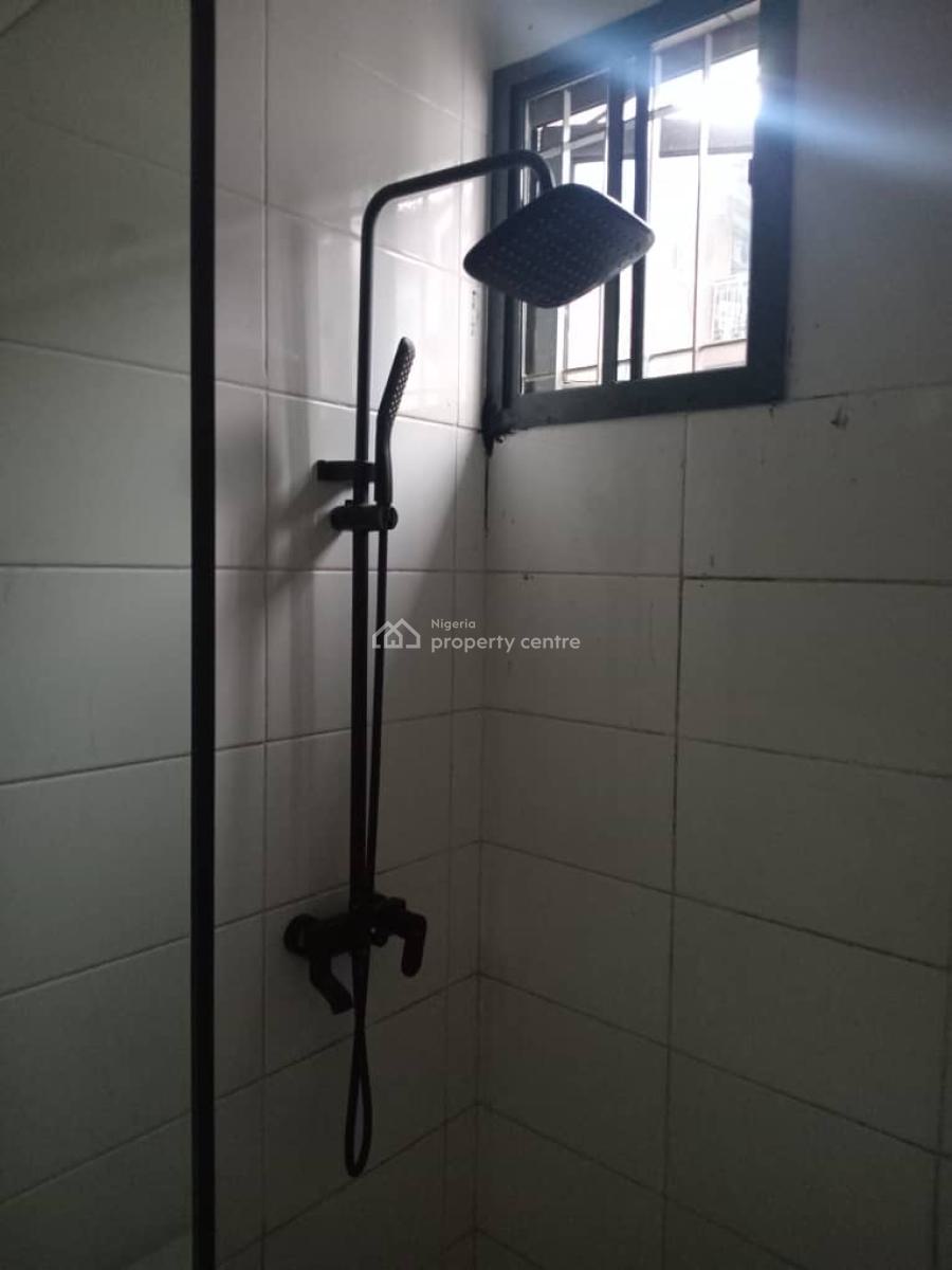 Decent 3 Bedroom Flat, Sabo, Yaba, Lagos, Flat / Apartment for Rent