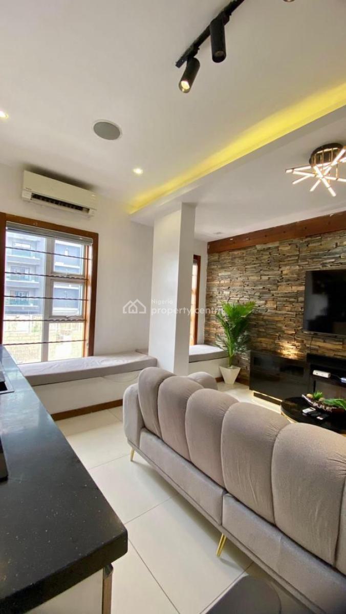 Well Furnished 1 Bedroom Apartment with Exclusive Facilities, Lekki Phase 1, Lekki, Lagos, Mini Flat (room and Parlour) Short Let