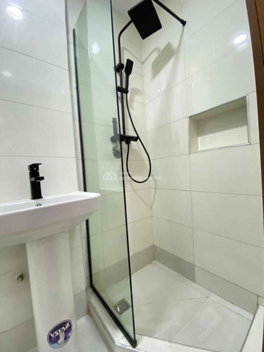 Stylish and Contemporary 2 Bedroom Apartment in a Secure Estate, Lekki Phase 1, Lekki, Lagos, Flat / Apartment for Sale