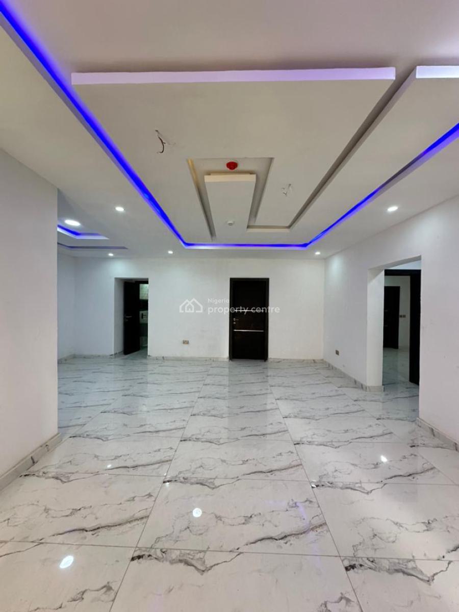 2 Bedroom Flat + Bq, Pool, Gym & Elevator, Lekki Phase 1, Lekki, Lagos, Flat / Apartment for Sale