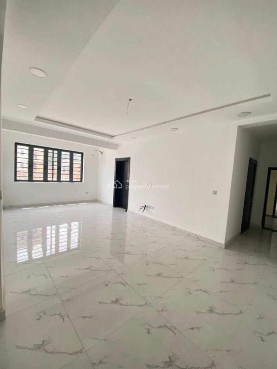 Elegant 2 Bedroom Apartment with Bq in a Secure Estate, Lekki Phase 1, Lekki, Lagos, Flat / Apartment for Sale