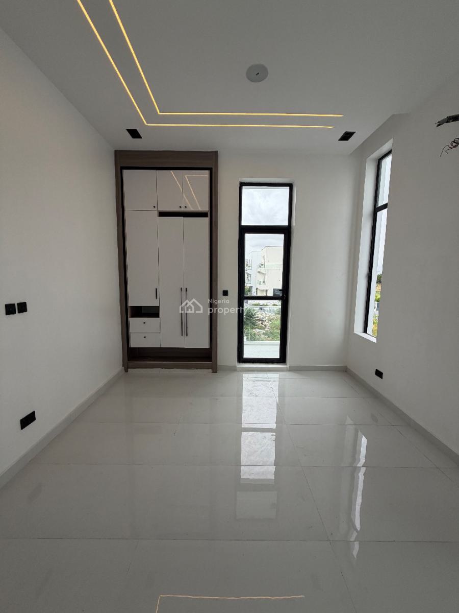 Spacious 5 Bedroom Fully Detached House with Bq, Osapa London, Lekki, Lagos, Detached Duplex for Sale