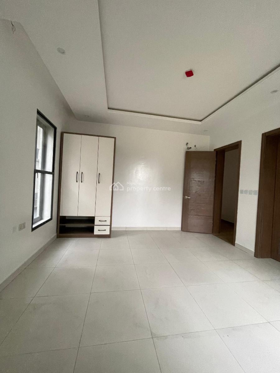 Newly Built  2 Bedroom Apartment with an Elevator and Pool, Ikate Elegushi, Lekki, Lagos, Flat / Apartment for Sale
