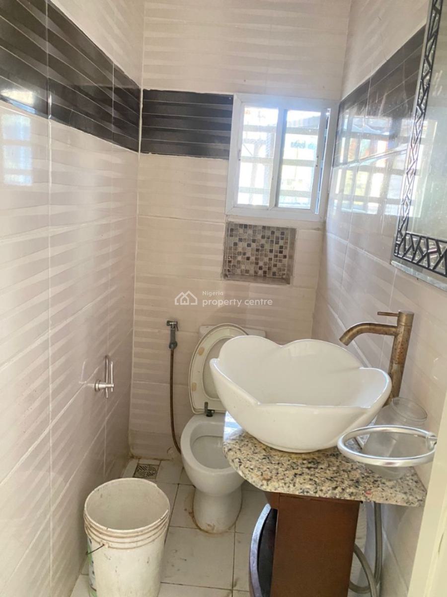 Spacious Studio Bedroom in a Secure Estate, Opposite Victory Park Estate, Osapa, Lekki, Lagos, Self Contain (single Rooms) for Rent