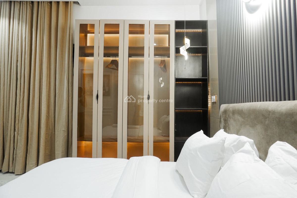 Cozy 2-bedroom Apartment with Snooker, Gym, Pool and Ps5 on Request, Ikate Elegushi, Lekki, Lagos, Detached Duplex Short Let