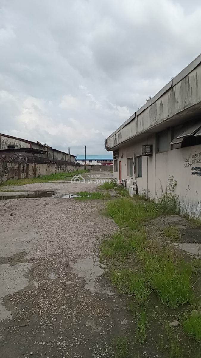 Prime Commercial Land, Coker Market Road / Lagos-badagry Expressway, Coker, Surulere, Lagos, Commercial Land for Sale