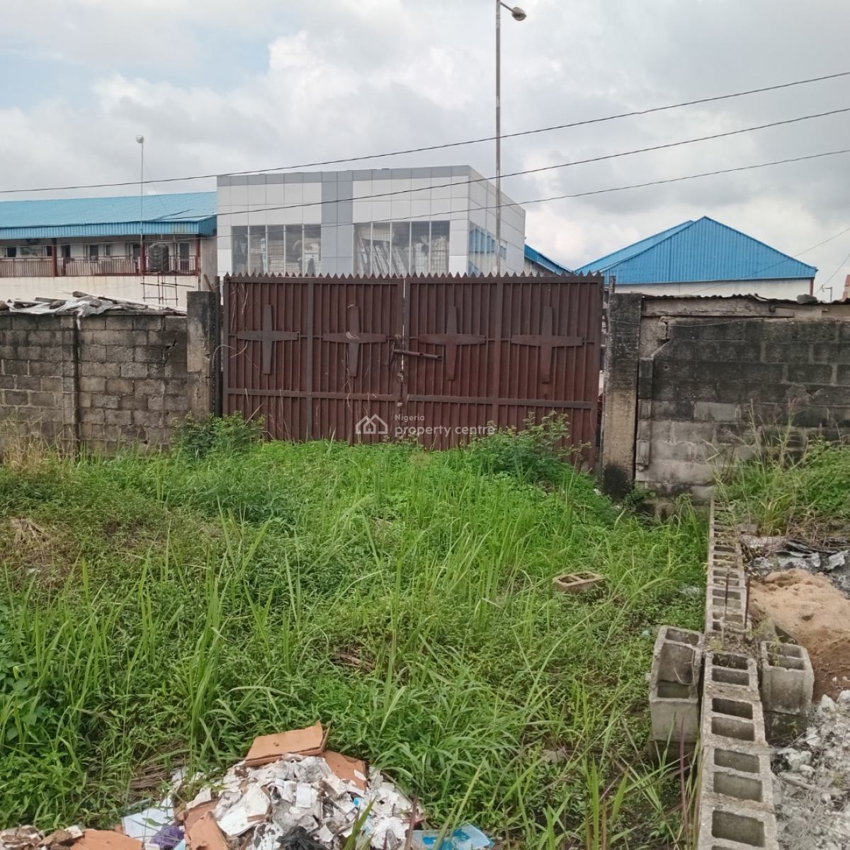 Prime Commercial Land, Coker Market Road / Lagos-badagry Expressway, Coker, Surulere, Lagos, Commercial Land for Sale