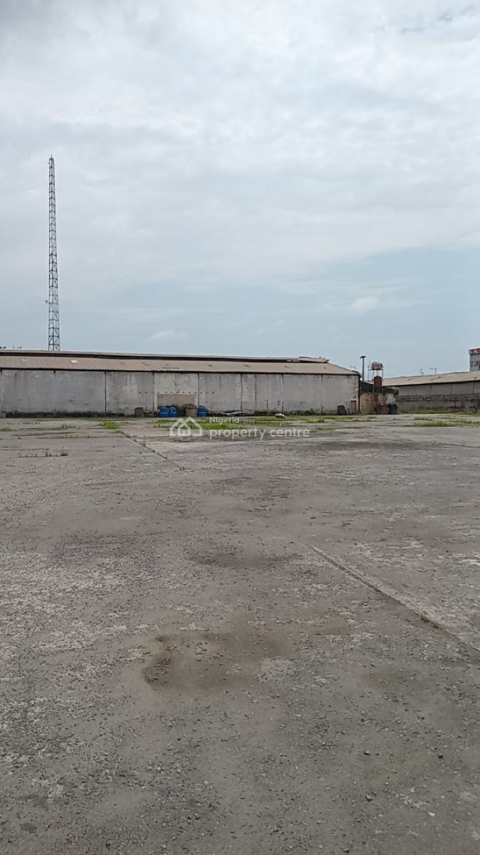 Prime Commercial Land, Coker Market Road / Lagos-badagry Expressway, Coker, Surulere, Lagos, Commercial Land for Sale