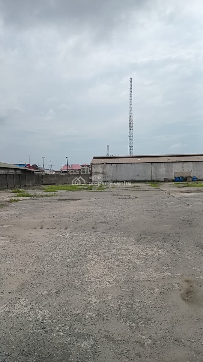 Prime Commercial Land, Coker Market Road / Lagos-badagry Expressway, Coker, Surulere, Lagos, Commercial Land for Sale