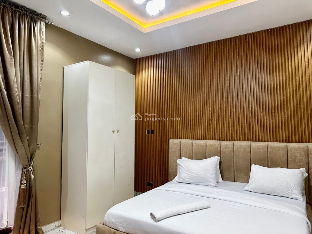 Cozy 2-bedroom Apartment with Snooker, Gym and Pool, Ikate Elegushi, Lekki, Lagos, Detached Duplex Short Let