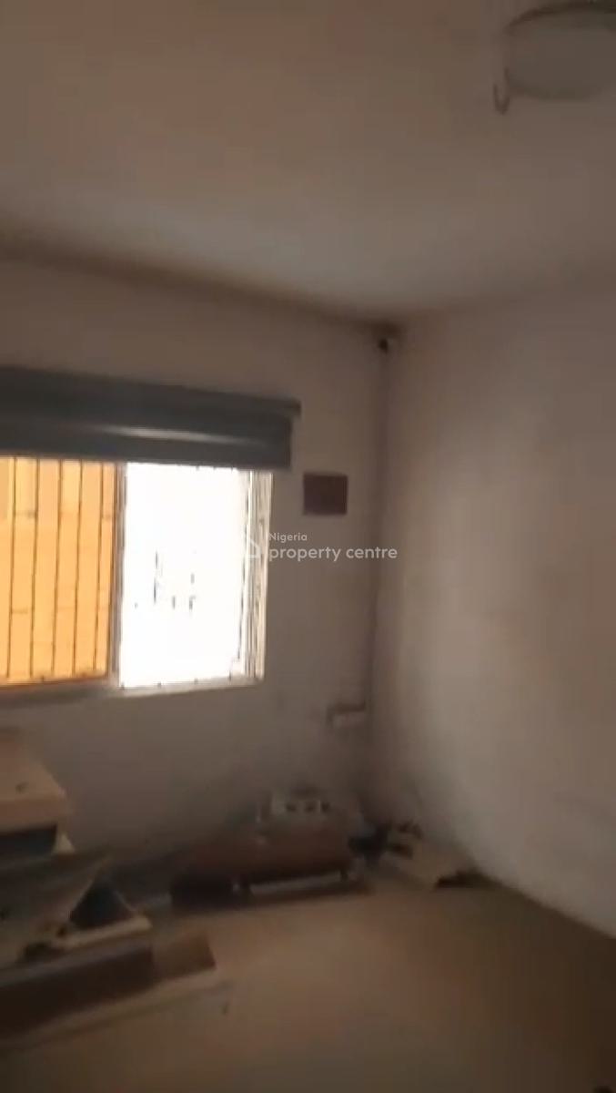 200sqmt Open Plan Space, Awolowo Way, Ikeja, Lagos, Office Space for Rent