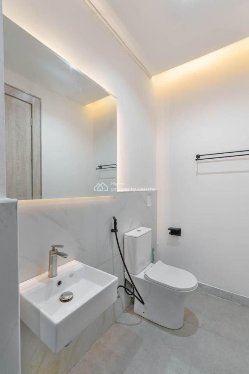 2 Bedroom Maisonette, Off Admiralty Way, Lekki Phase 1, Lekki, Lagos, Detached Duplex Short Let
