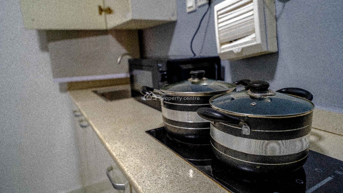 Heristays Footprint 1 Bedroom Apartment, Awudu Ekpekha St, Off Admiralty Way, Lekki Phase 1, Lekki, Lagos, Flat / Apartment Short Let