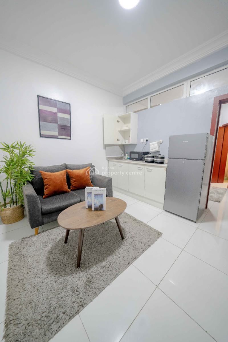 Heristays Footprint 1 Bedroom Apartment, Awudu Ekpekha St, Off Admiralty Way, Lekki Phase 1, Lekki, Lagos, Flat / Apartment Short Let