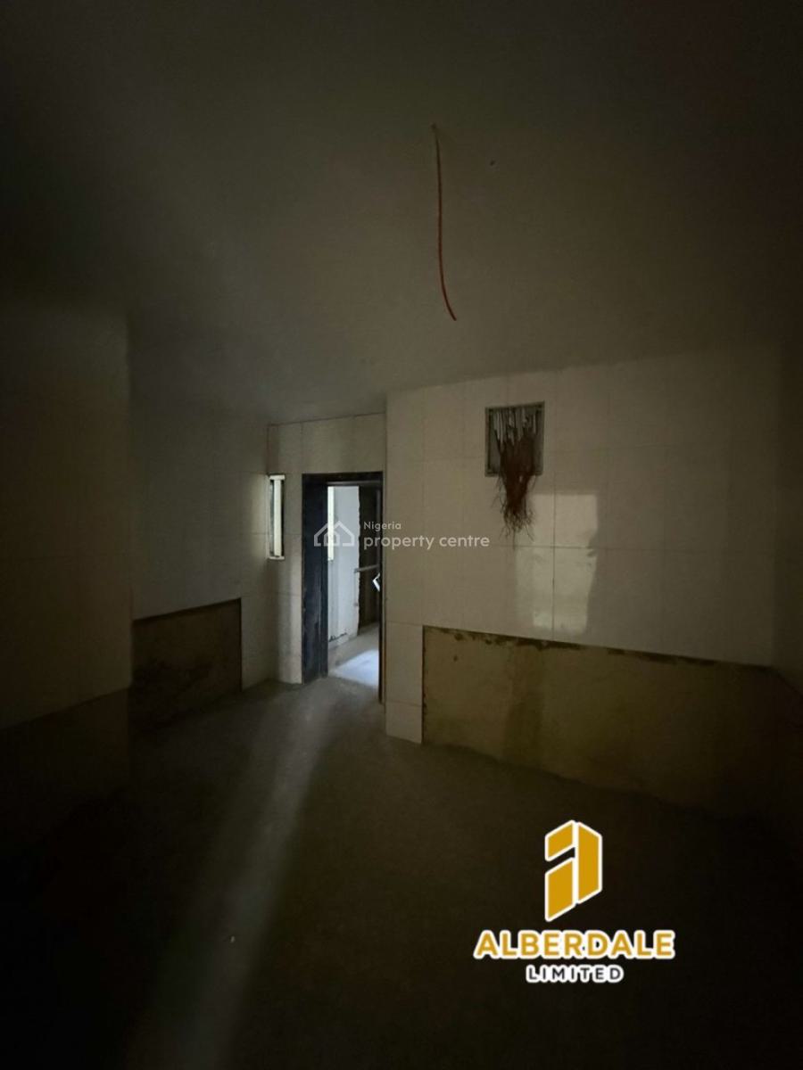 Well-built 3 Bedroom Apartments with Pool & Bq, Lekki, Lagos, Flat / Apartment for Sale